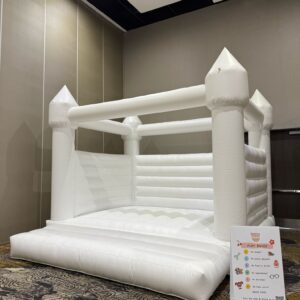 Extra-Large White Bouncy Castle